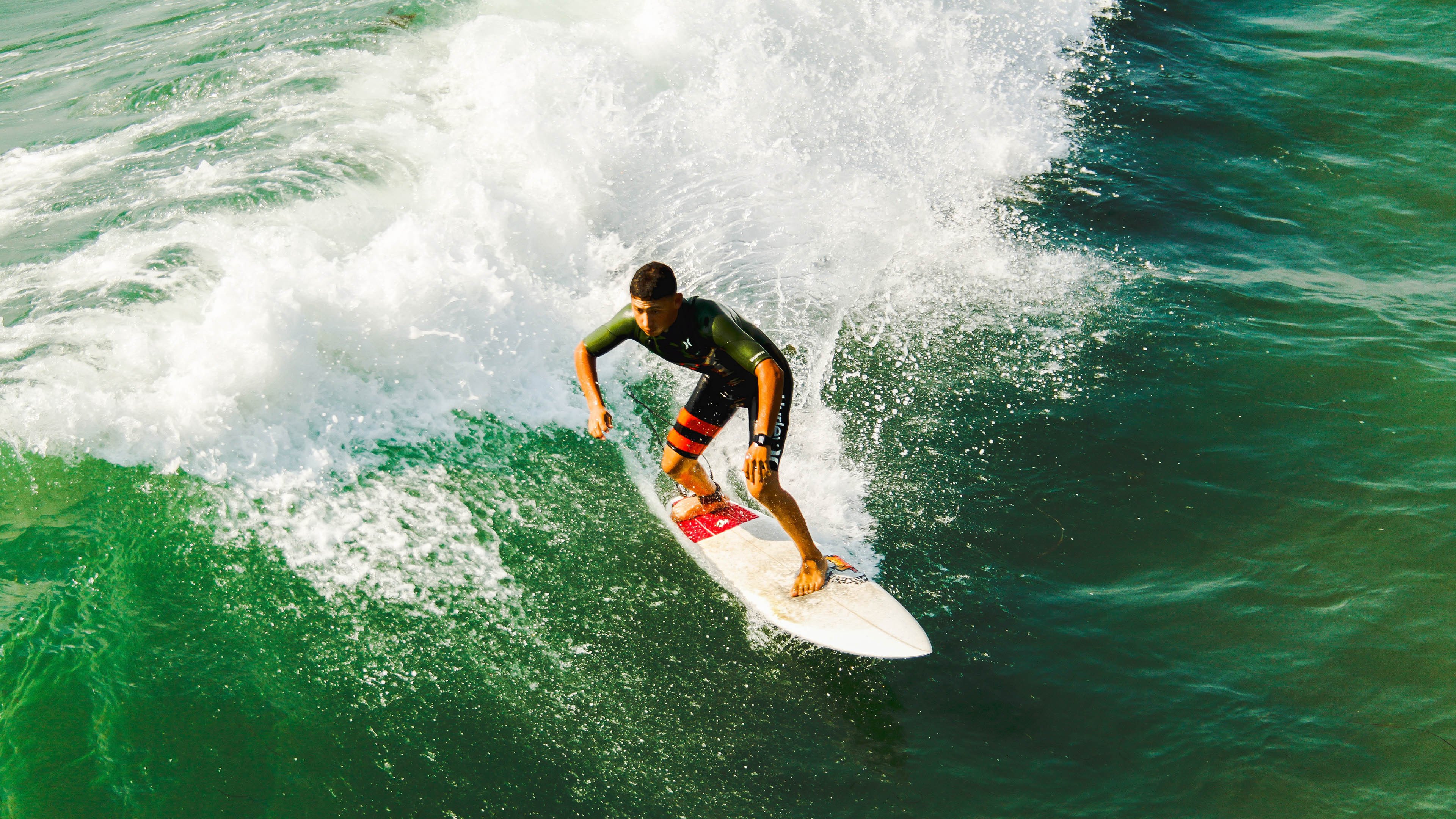 独行侠粉碎鹈鹕,拉梅洛·鲍尔如何化身关键先生,谱写新时代控卫传奇